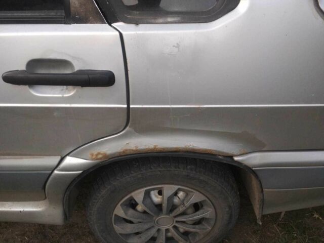 Серый ВАЗ 2115 Самара, объемом двигателя 1.5 л и пробегом 224 тыс. км за 1600 $, фото 4 на Automoto.ua