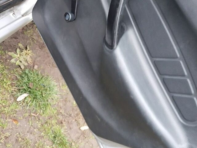 Серый ВАЗ 2115 Самара, объемом двигателя 1.6 л и пробегом 198 тыс. км за 2500 $, фото 12 на Automoto.ua