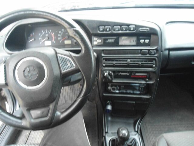 Серый ВАЗ 2115 Самара, объемом двигателя 1.6 л и пробегом 205 тыс. км за 2200 $, фото 5 на Automoto.ua