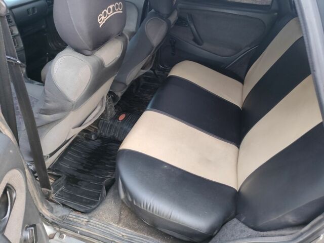 Серый ВАЗ 2115 Самара, объемом двигателя 1.6 л и пробегом 178 тыс. км за 1600 $, фото 1 на Automoto.ua