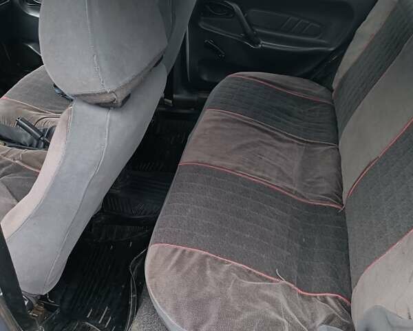 Серый ВАЗ 2115 Самара, объемом двигателя 1.6 л и пробегом 340 тыс. км за 1500 $, фото 4 на Automoto.ua