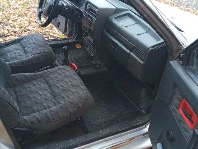 Сірий ВАЗ 2115 Самара, об'ємом двигуна 1.5 л та пробігом 299 тис. км за 979 $, фото 13 на Automoto.ua