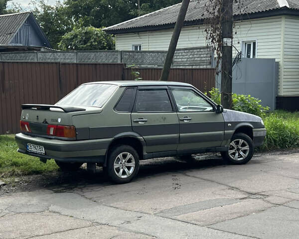 Серый ВАЗ 2115 Самара, объемом двигателя 1.5 л и пробегом 400 тыс. км за 1600 $, фото 1 на Automoto.ua