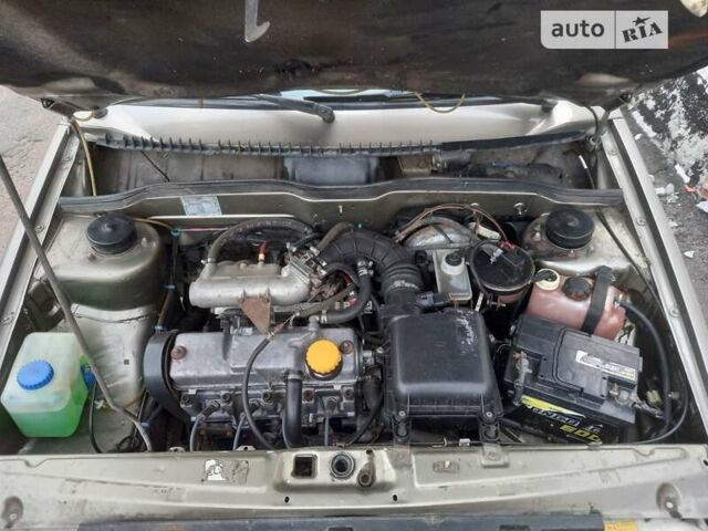 Сірий ВАЗ 2115 Самара, об'ємом двигуна 1.5 л та пробігом 1 тис. км за 2100 $, фото 2 на Automoto.ua