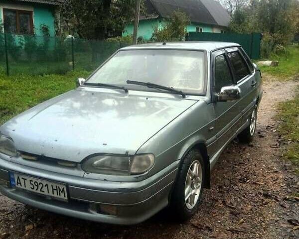 Серый ВАЗ 2115 Самара, объемом двигателя 1.5 л и пробегом 300 тыс. км за 1200 $, фото 1 на Automoto.ua