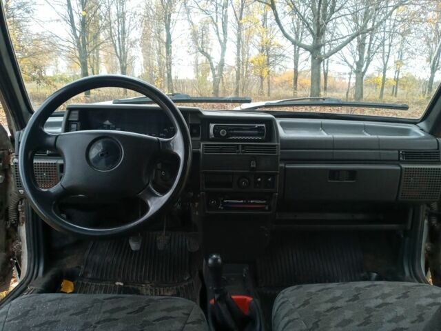 Сірий ВАЗ 2115 Самара, об'ємом двигуна 1.5 л та пробігом 299 тис. км за 979 $, фото 10 на Automoto.ua