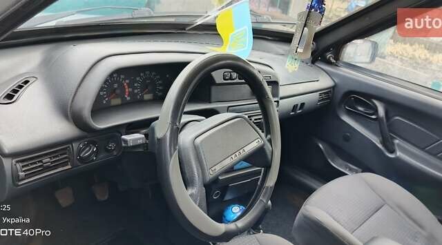 Серый ВАЗ 2115 Самара, объемом двигателя 1.5 л и пробегом 235 тыс. км за 1900 $, фото 6 на Automoto.ua