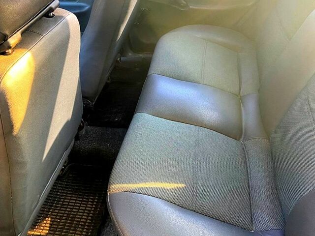 Серый ВАЗ 2115 Самара, объемом двигателя 1.5 л и пробегом 230 тыс. км за 2300 $, фото 8 на Automoto.ua