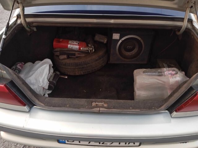 Серый ВАЗ 2115 Самара, объемом двигателя 1.5 л и пробегом 532 тыс. км за 53000 $, фото 6 на Automoto.ua