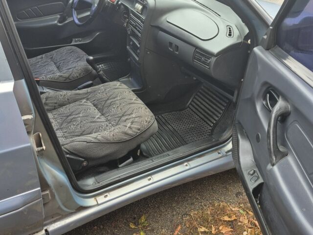 Серый ВАЗ 2115 Самара, объемом двигателя 1.5 л и пробегом 220 тыс. км за 1350 $, фото 5 на Automoto.ua