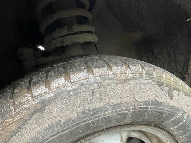 Серый ВАЗ 2115 Самара, объемом двигателя 1.5 л и пробегом 258 тыс. км за 1301 $, фото 3 на Automoto.ua