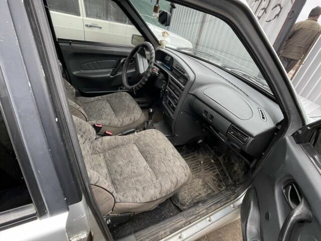 Серый ВАЗ 2115 Самара, объемом двигателя 1.5 л и пробегом 258 тыс. км за 1301 $, фото 4 на Automoto.ua