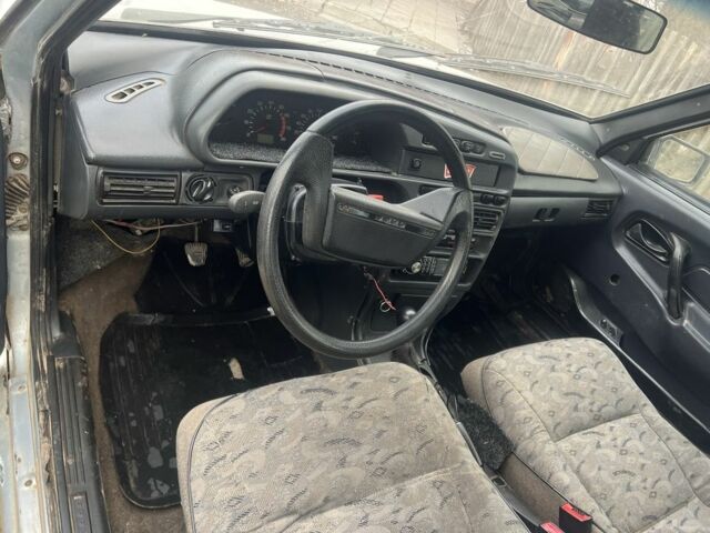 Серый ВАЗ 2115 Самара, объемом двигателя 1.5 л и пробегом 456 тыс. км за 1200 $, фото 6 на Automoto.ua