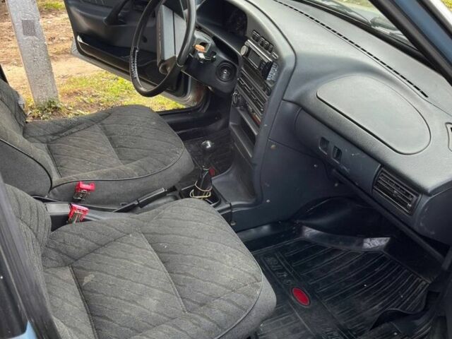 Серый ВАЗ 2115 Самара, объемом двигателя 1.5 л и пробегом 220 тыс. км за 1500 $, фото 3 на Automoto.ua