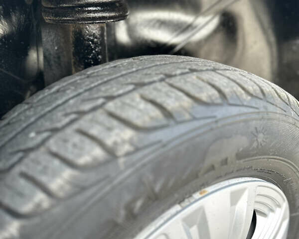 ВАЗ 2115 Самара 2004 у Дніпро (Дніпропетровську) на Automoto.ua Сірий ВАЗ 2115 Самара, об'ємом двигуна 1.5 л та пробігом 189 тис. км за 2000 $, фото 14 на Automoto.ua
