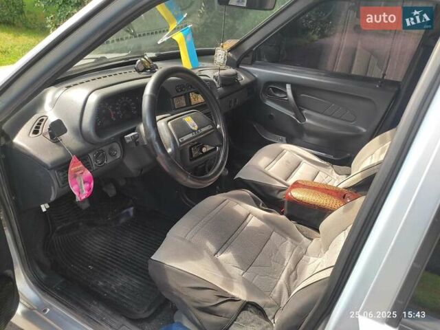 Серый ВАЗ 2115 Самара, объемом двигателя 1.5 л и пробегом 333 тыс. км за 1500 $, фото 12 на Automoto.ua
