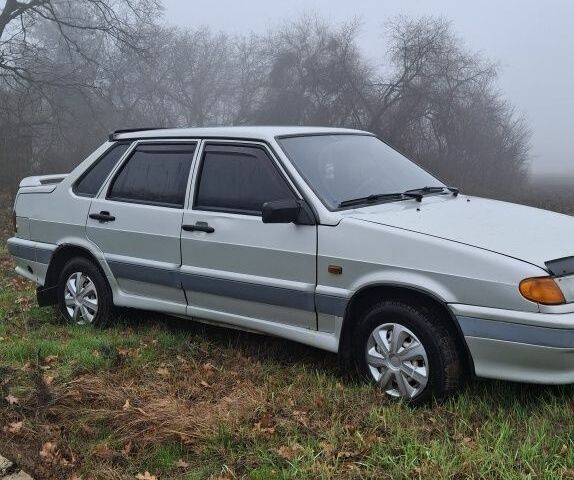 Серый ВАЗ 2115 Самара, объемом двигателя 1.5 л и пробегом 232 тыс. км за 1700 $, фото 2 на Automoto.ua