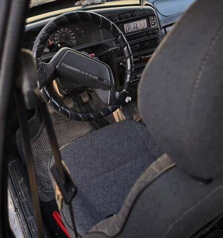 Серый ВАЗ 2115 Самара, объемом двигателя 1.5 л и пробегом 168 тыс. км за 2000 $, фото 4 на Automoto.ua