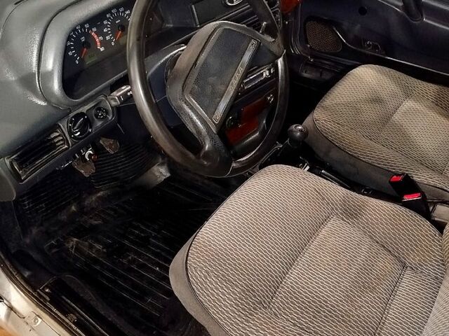 Сірий ВАЗ 2115 Самара, об'ємом двигуна 1.5 л та пробігом 0 тис. км за 1750 $, фото 5 на Automoto.ua