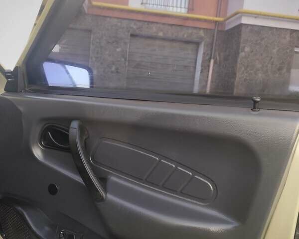 Серый ВАЗ 2115 Самара, объемом двигателя 1.5 л и пробегом 184 тыс. км за 750 $, фото 4 на Automoto.ua