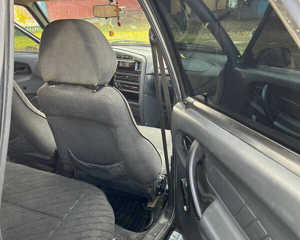 Серый ВАЗ 2115 Самара, объемом двигателя 1.5 л и пробегом 220 тыс. км за 1500 $, фото 5 на Automoto.ua