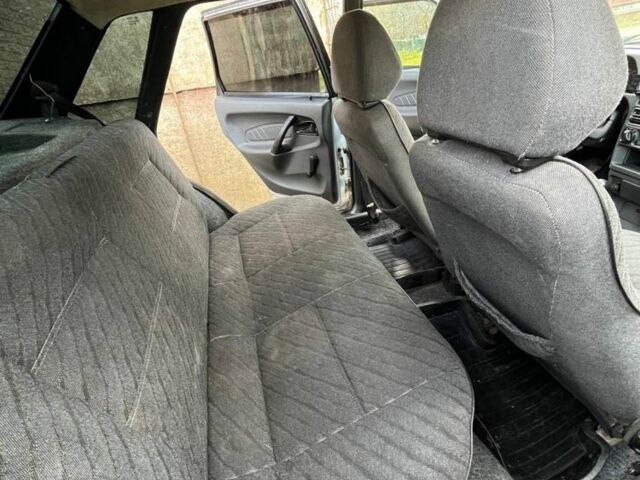 Серый ВАЗ 2115 Самара, объемом двигателя 1.5 л и пробегом 220 тыс. км за 1500 $, фото 4 на Automoto.ua