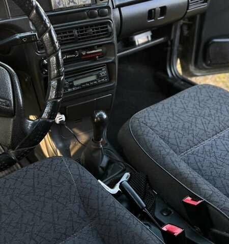 Серый ВАЗ 2115 Самара, объемом двигателя 1.5 л и пробегом 168 тыс. км за 2000 $, фото 3 на Automoto.ua