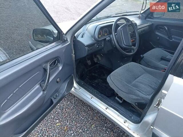 Сірий ВАЗ 2115 Самара, об'ємом двигуна 1.5 л та пробігом 262 тис. км за 1400 $, фото 18 на Automoto.ua