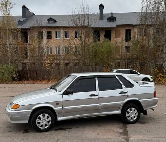 Серый ВАЗ 2115 Самара, объемом двигателя 1.5 л и пробегом 230 тыс. км за 1600 $, фото 4 на Automoto.ua