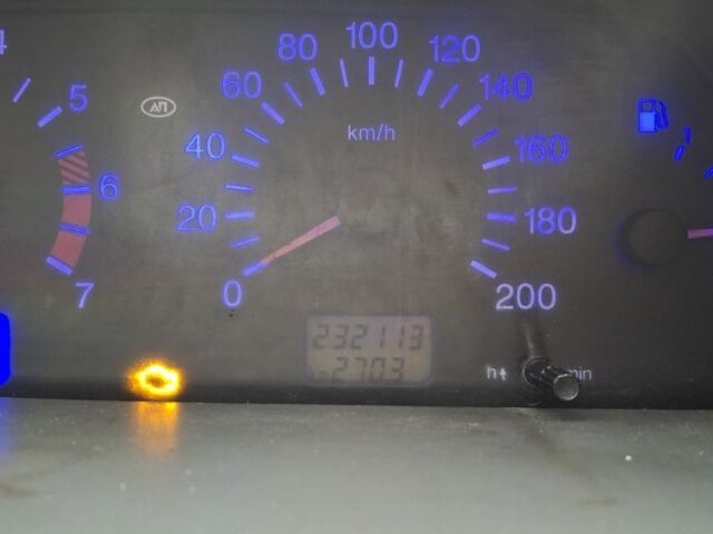 Серый ВАЗ 2115 Самара, объемом двигателя 1.5 л и пробегом 232 тыс. км за 1700 $, фото 1 на Automoto.ua