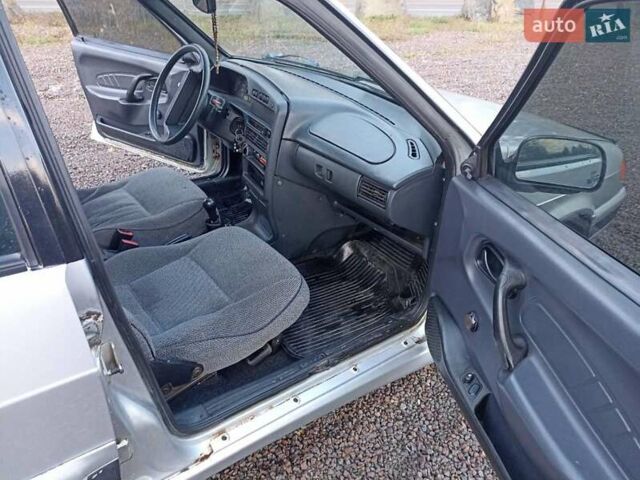 Серый ВАЗ 2115 Самара, объемом двигателя 1.5 л и пробегом 262 тыс. км за 1450 $, фото 18 на Automoto.ua