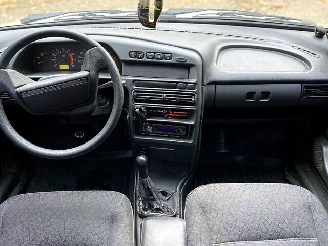 Серый ВАЗ 2115 Самара, объемом двигателя 1.5 л и пробегом 201 тыс. км за 2200 $, фото 8 на Automoto.ua