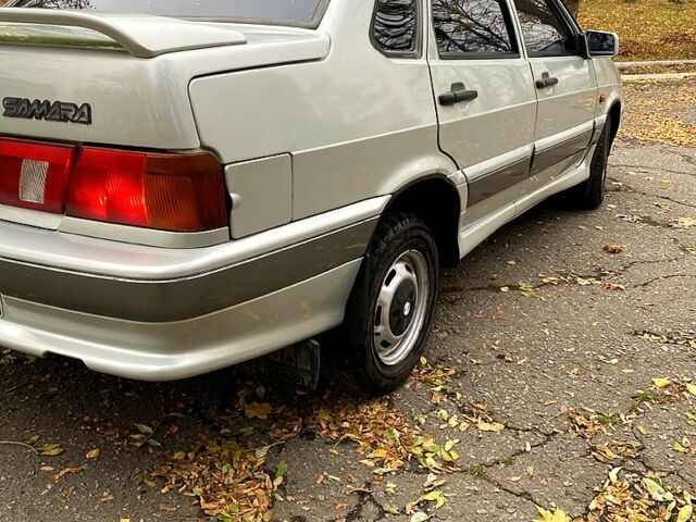 Серый ВАЗ 2115 Самара, объемом двигателя 1.5 л и пробегом 201 тыс. км за 2200 $, фото 4 на Automoto.ua