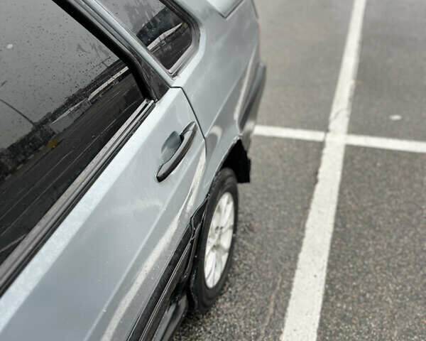 Серый ВАЗ 2115 Самара, объемом двигателя 1.5 л и пробегом 350 тыс. км за 1300 $, фото 11 на Automoto.ua