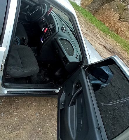 Сірий ВАЗ 2115 Самара, об'ємом двигуна 1.5 л та пробігом 0 тис. км за 1700 $, фото 12 на Automoto.ua