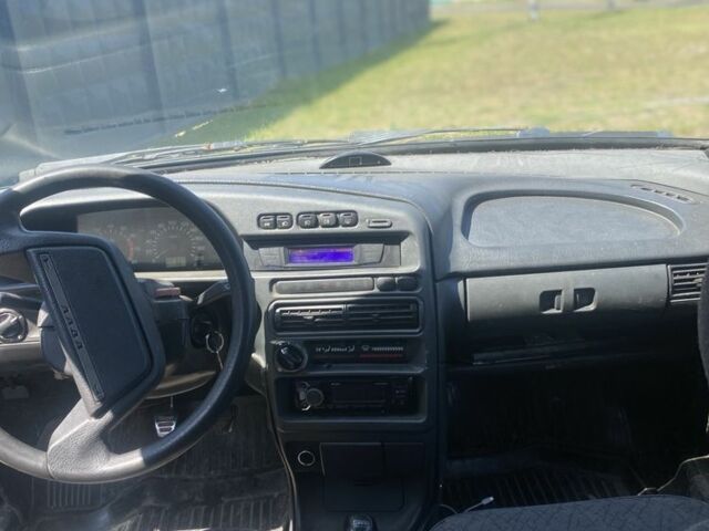 Серый ВАЗ 2115 Самара, объемом двигателя 1.5 л и пробегом 225 тыс. км за 500 $, фото 6 на Automoto.ua