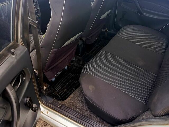 Серый ВАЗ 2115 Самара, объемом двигателя 1.5 л и пробегом 236 тыс. км за 2400 $, фото 7 на Automoto.ua