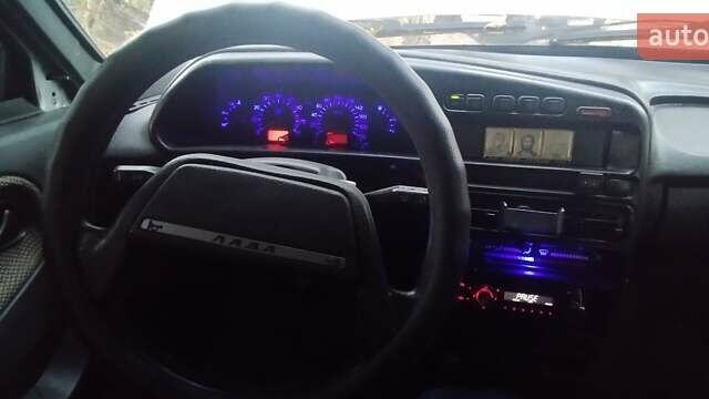Сірий ВАЗ 2115 Самара, об'ємом двигуна 1.5 л та пробігом 180 тис. км за 2300 $, фото 7 на Automoto.ua