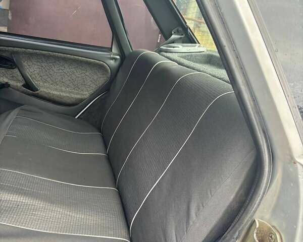 Серый ВАЗ 2115 Самара, объемом двигателя 1.5 л и пробегом 151 тыс. км за 1600 $, фото 6 на Automoto.ua
