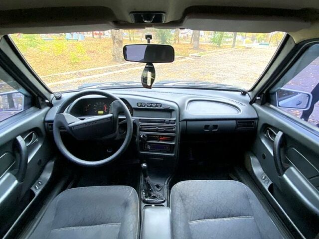 Серый ВАЗ 2115 Самара, объемом двигателя 1.5 л и пробегом 201 тыс. км за 2200 $, фото 7 на Automoto.ua