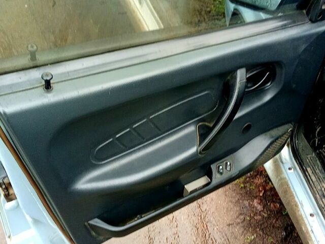 Серый ВАЗ 2115 Самара, объемом двигателя 1.5 л и пробегом 130 тыс. км за 1650 $, фото 4 на Automoto.ua