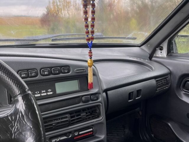 Серый ВАЗ 2115 Самара, объемом двигателя 1.5 л и пробегом 200 тыс. км за 1500 $, фото 6 на Automoto.ua