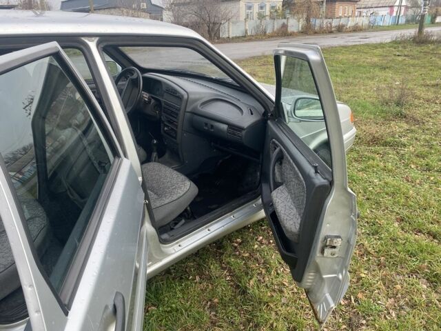 Серый ВАЗ 2115 Самара, объемом двигателя 1.5 л и пробегом 152 тыс. км за 1800 $, фото 4 на Automoto.ua