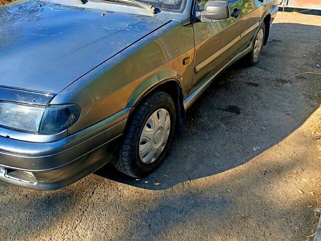 Серый ВАЗ 2115 Самара, объемом двигателя 1.5 л и пробегом 257 тыс. км за 2300 $, фото 2 на Automoto.ua