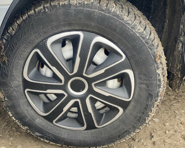 Сірий ВАЗ 2115 Самара, об'ємом двигуна 1.6 л та пробігом 199 тис. км за 2099 $, фото 22 на Automoto.ua