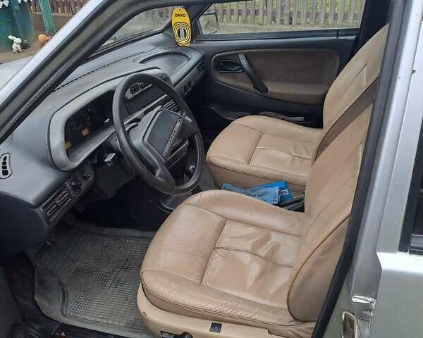 Серый ВАЗ 2115 Самара, объемом двигателя 1.5 л и пробегом 192 тыс. км за 900 $, фото 3 на Automoto.ua