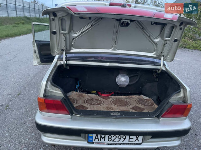 Серый ВАЗ 2115 Самара, объемом двигателя 1.5 л и пробегом 177 тыс. км за 2200 $, фото 12 на Automoto.ua