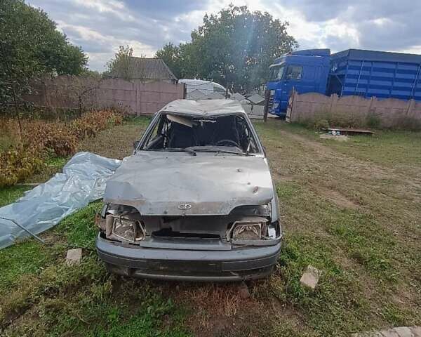 Серый ВАЗ 2115 Самара, объемом двигателя 1.5 л и пробегом 150 тыс. км за 400 $, фото 2 на Automoto.ua