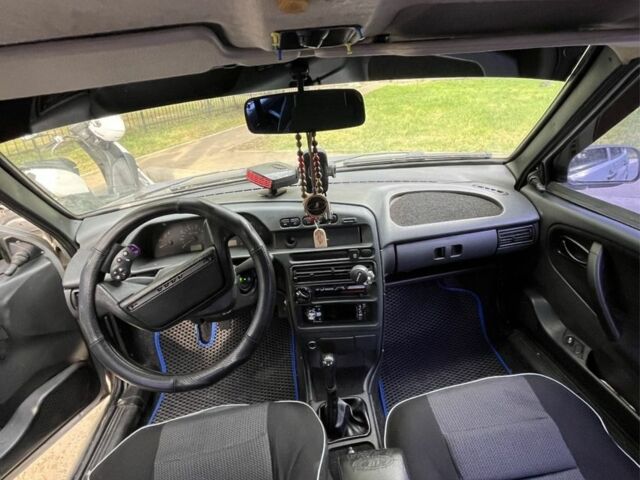 ВАЗ 2115 Самара 2006 в Одессе на Automoto.ua Серый ВАЗ 2115 Самара, объемом двигателя 1.5 л и пробегом 240 тыс. км за 2100 $, фото 2 на Automoto.ua