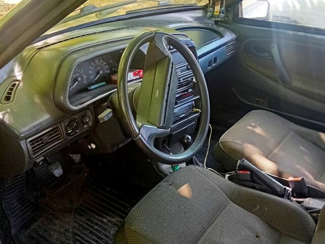 Серый ВАЗ 2115 Самара, объемом двигателя 1.5 л и пробегом 45 тыс. км за 1250 $, фото 2 на Automoto.ua